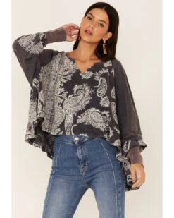 Free People Women's True Perfections Printed Long Sleeve Crop Tee -Dan Post Store 2000360465 400 P1