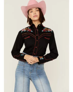 Rockmount Ranchwear Women's Vintage Rose Bouquet Embroidered Pearl Snap Western Shirt 8 Rockmount Ranchwear Women's Vintage Rose Bouquet Embroidered Pearl Snap Western Shirt -Dan Post Store 2000365333 001 P1