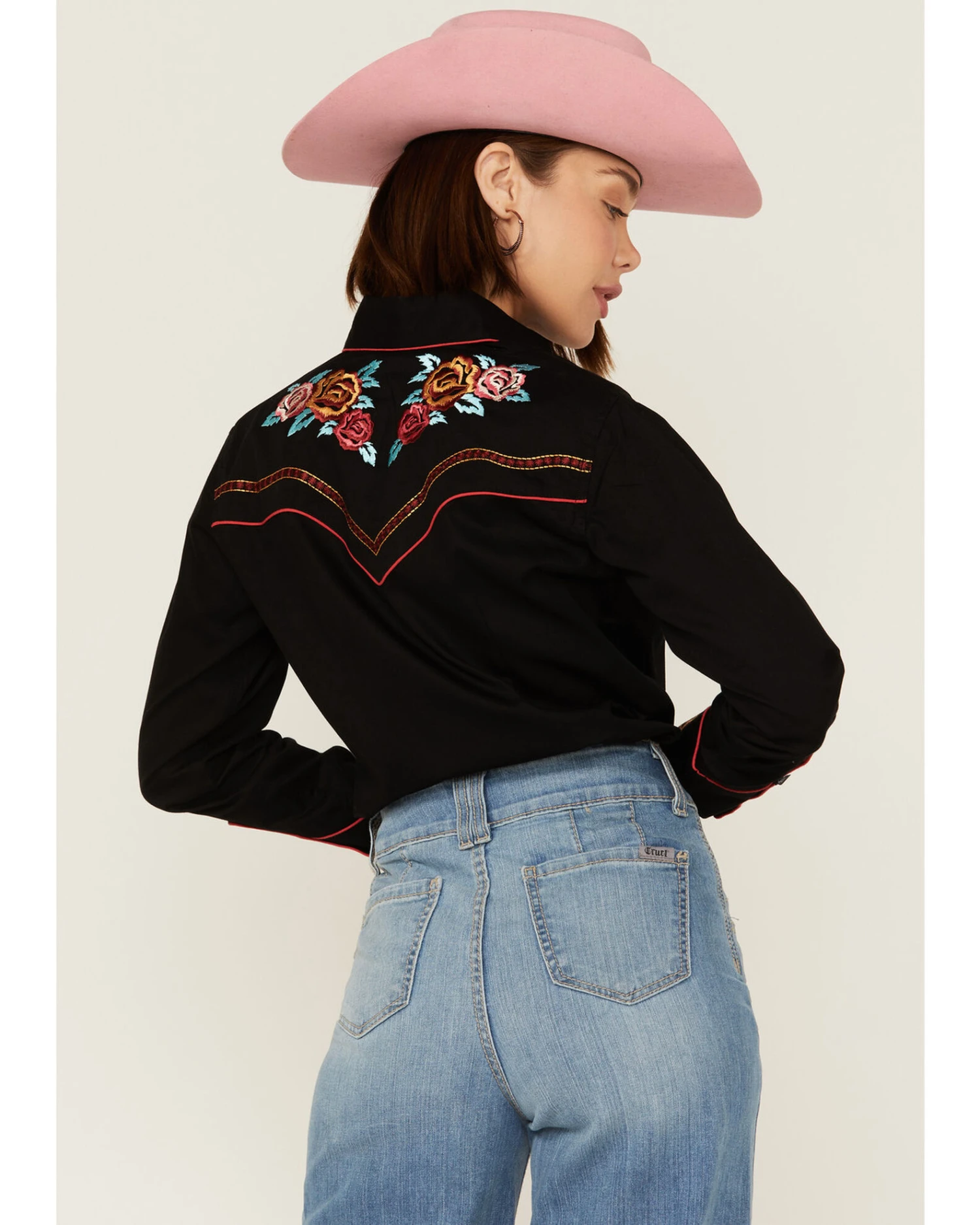 Rockmount Ranchwear Women's Vintage Rose Bouquet Embroidered Pearl Snap Western Shirt 3 Rockmount Ranchwear Women's Vintage Rose Bouquet Embroidered Pearl Snap Western Shirt