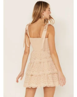 Jolt Women's Smocked Tiered Lace Sundress -Dan Post Store 2000371510 105 P4