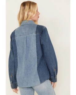 Cleo + Wolf Women's Montana Avenue Two Tone Long Sleeve Denim Snap Shirt 8 Cleo + Wolf Women's Montana Avenue Two Tone Long Sleeve Denim Snap Shirt -Dan Post Store 2000374696 414 P4