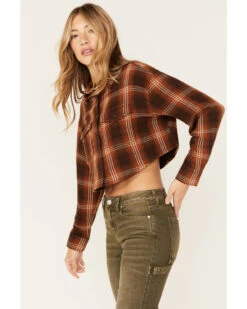 Cleo + Wolf Women's Plaid Print Cropped Shirt 9 Cleo + Wolf Women's Plaid Print Cropped Shirt -Dan Post Store 2000374829 200 P2