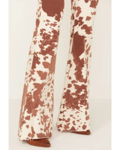 Show Me Your Mumu Women's Cow Print Cam Cam Bells Flare Jeans -Dan Post Store 2000376655 900 P2