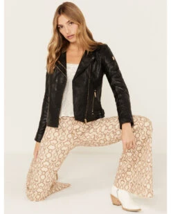 Mauritius Women's Love And Peace Amsterdam Leather Jacket 9 Mauritius Women's Love And Peace Amsterdam Leather Jacket -Dan Post Store 2000377023 001 P1