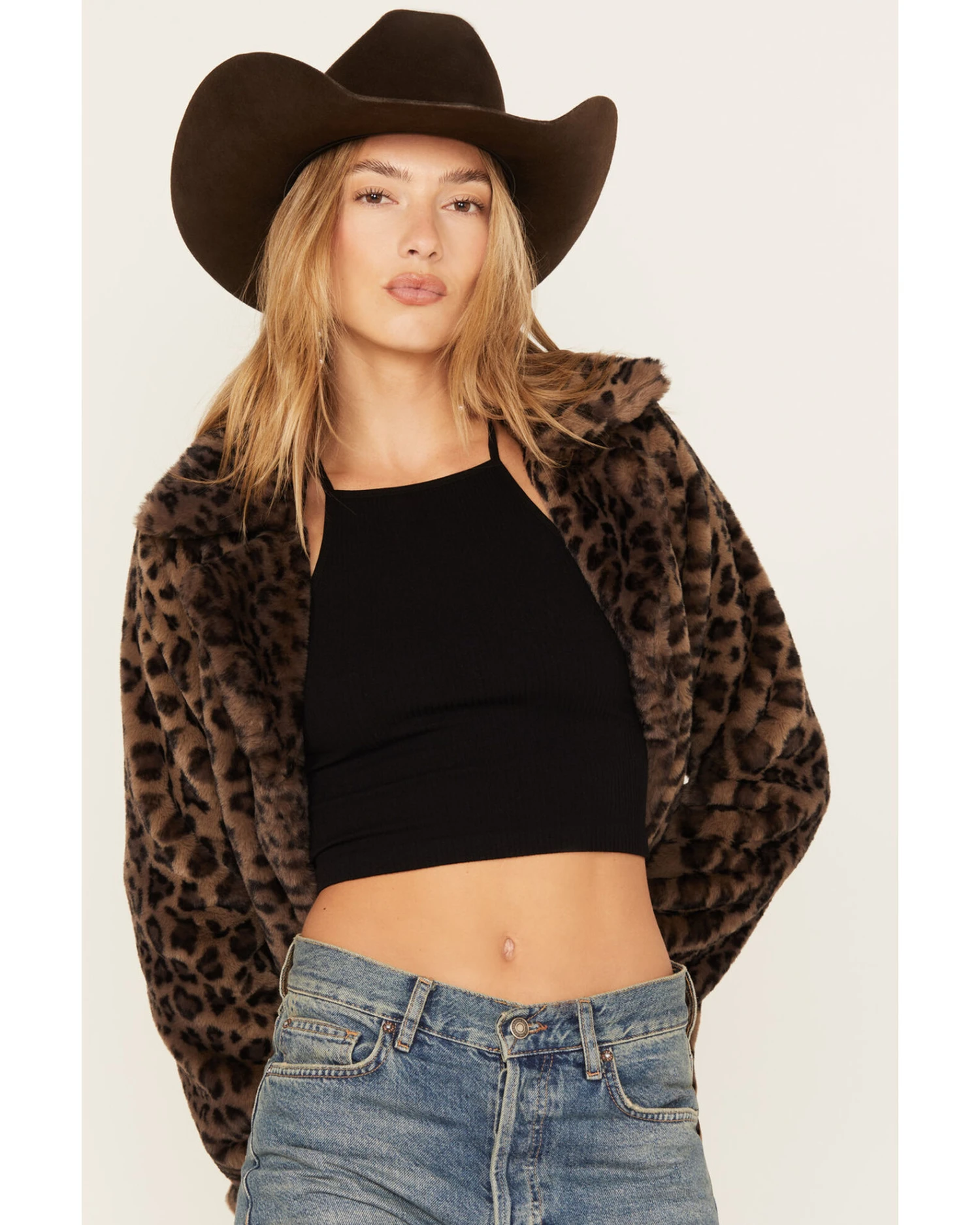 Shyanne Women's Leopard Print Faux Fur Coat 6 Shyanne Women's Leopard Print Faux Fur Coat - Image 4