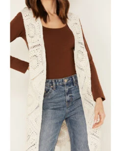 Shyanne Women's Crochet Fringe Vest -Dan Post Store 2000386165 100 P3